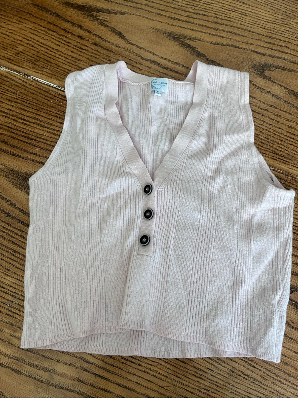 Francesca's Collections Light Pink Ribbed V-Neck Button Tank